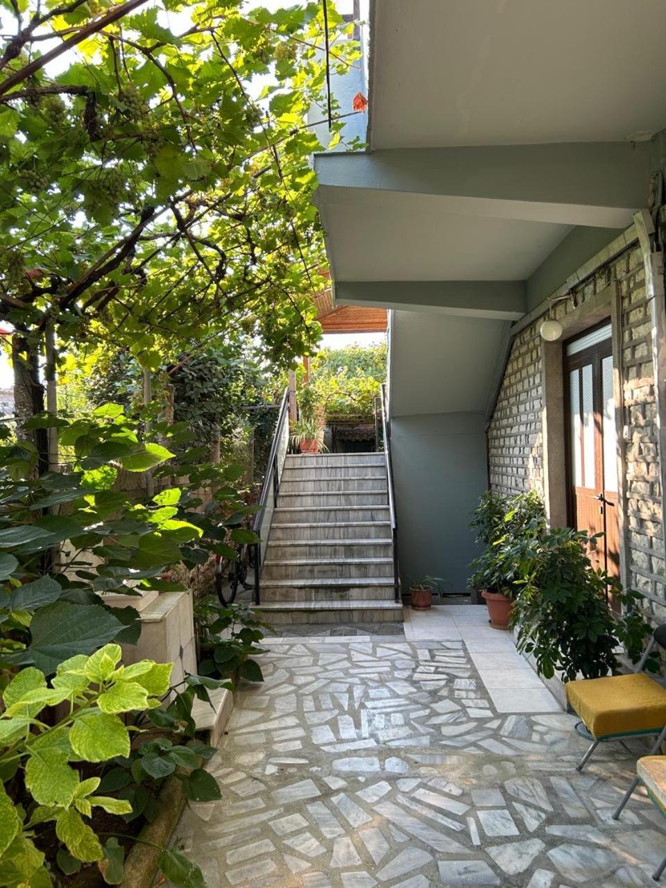 Guesthouse Katerina Berat Exterior photo